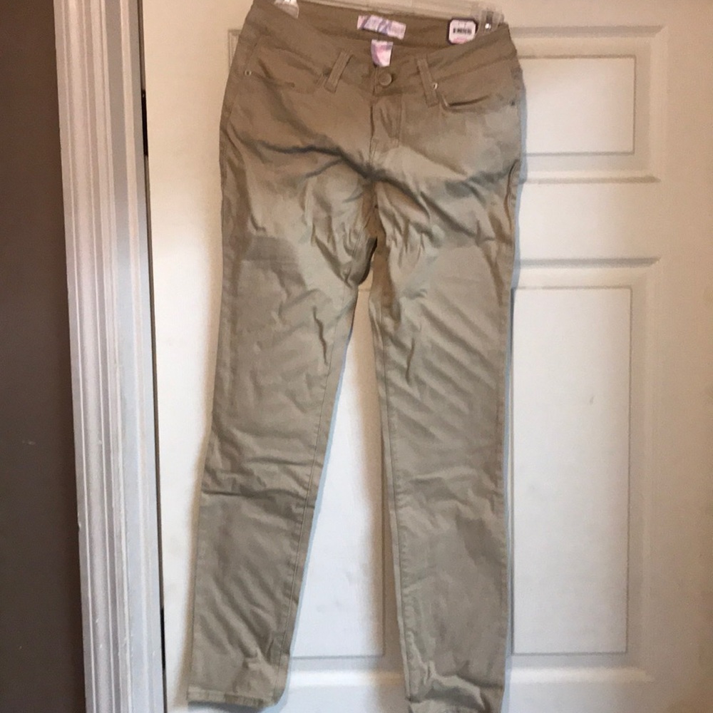 Skinny new never worn
